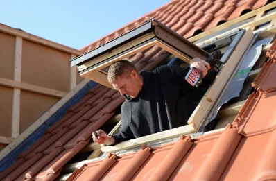 Pose de fenêtres de toit Velux à Aumessas